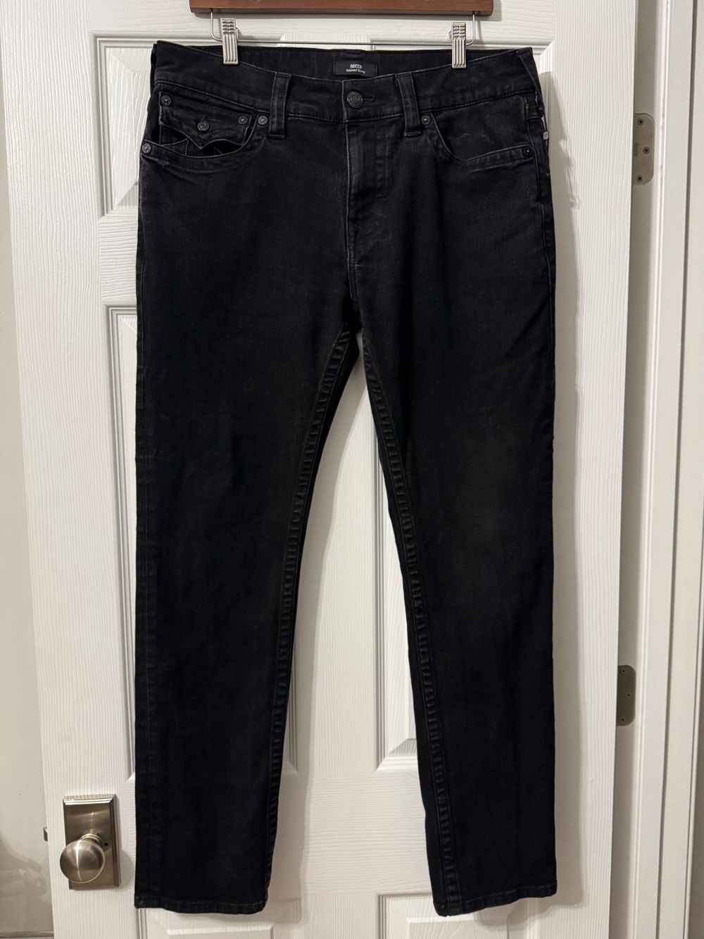 True Religion Men's Rocco Relaxed Skinny Jeans Size 33